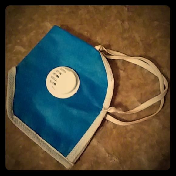 Mask - Picture 1 of 1